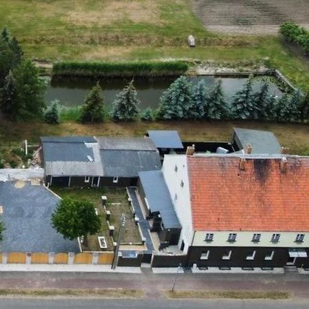 Ferienwohnung Apart Oderblick Neubleyen Exterior foto